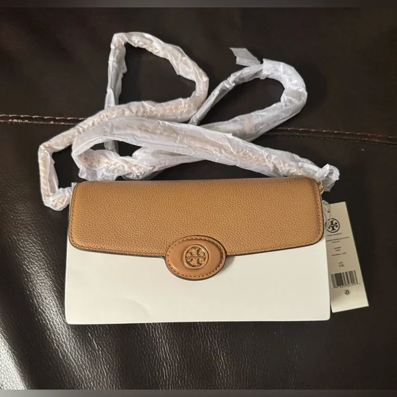Tory Burch Gold Leather Wristlet - Picture 6 of 6